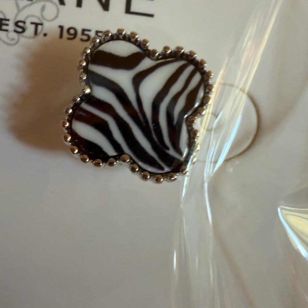 Park Lane - Icon Zebra Print Clover Shaped Earrings - Picture 5 of 6